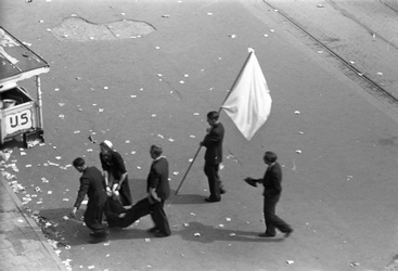 1946
