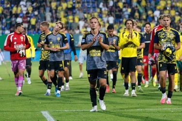 310802