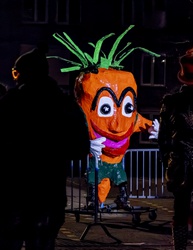 221527
