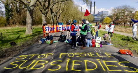 Klimaatactivisten Extinction Rebellion blokkeren Amercentrale