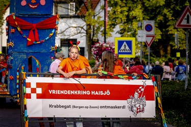334410