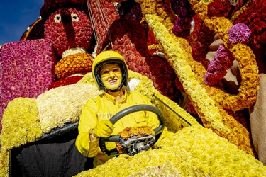 352148