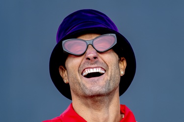 483972