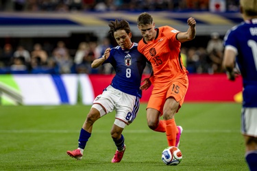 503048