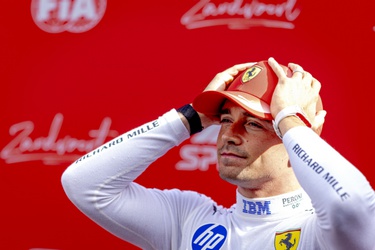 518544