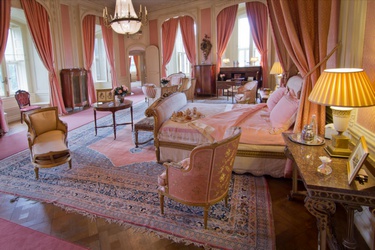 Een van de slaapkamers van Kasteel de Haar