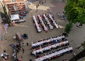 Tafels op Domplein vanaf boven